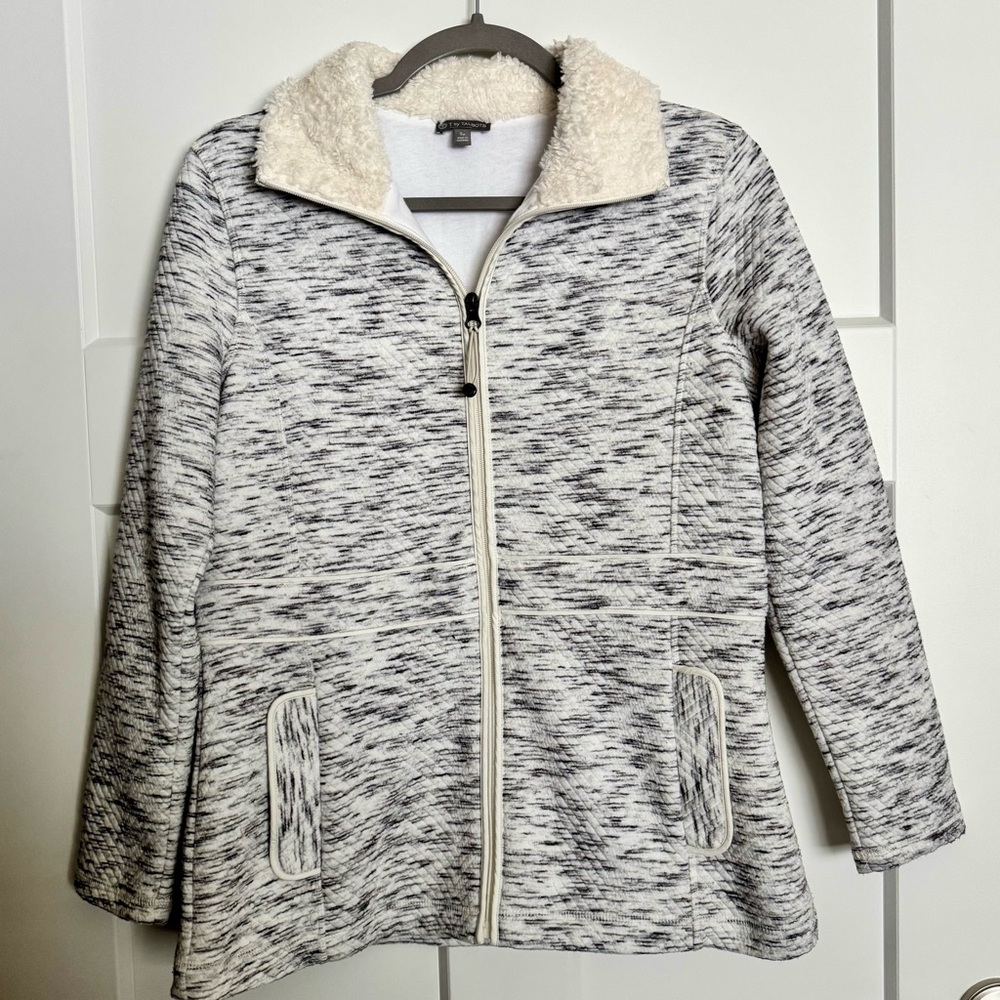 T by Talbots Fleece-Trim Quilted Jacquard Full Zip Jacket Gray Ivory Size SP - Picture 2 of 16